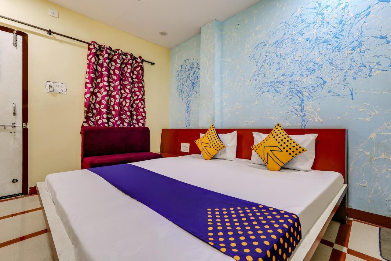 Spot On 70774 Hotel Rajshree Ujjain Exterior photo